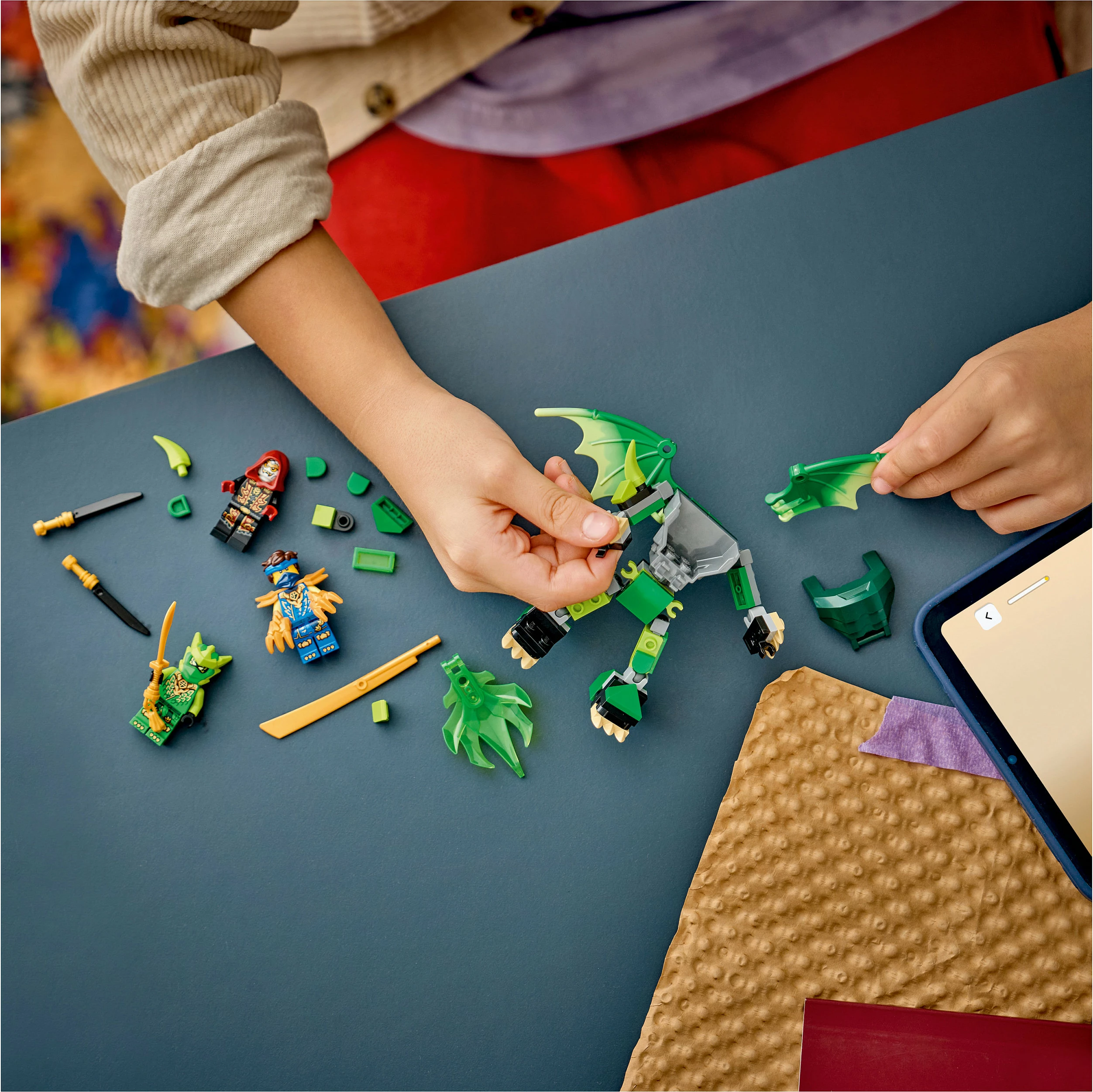 Set ndërtimi LEGO NINJAGO 71862 Lloyd's Dragon Mech Battle Pack, 81 copë, shumëngjyrësh