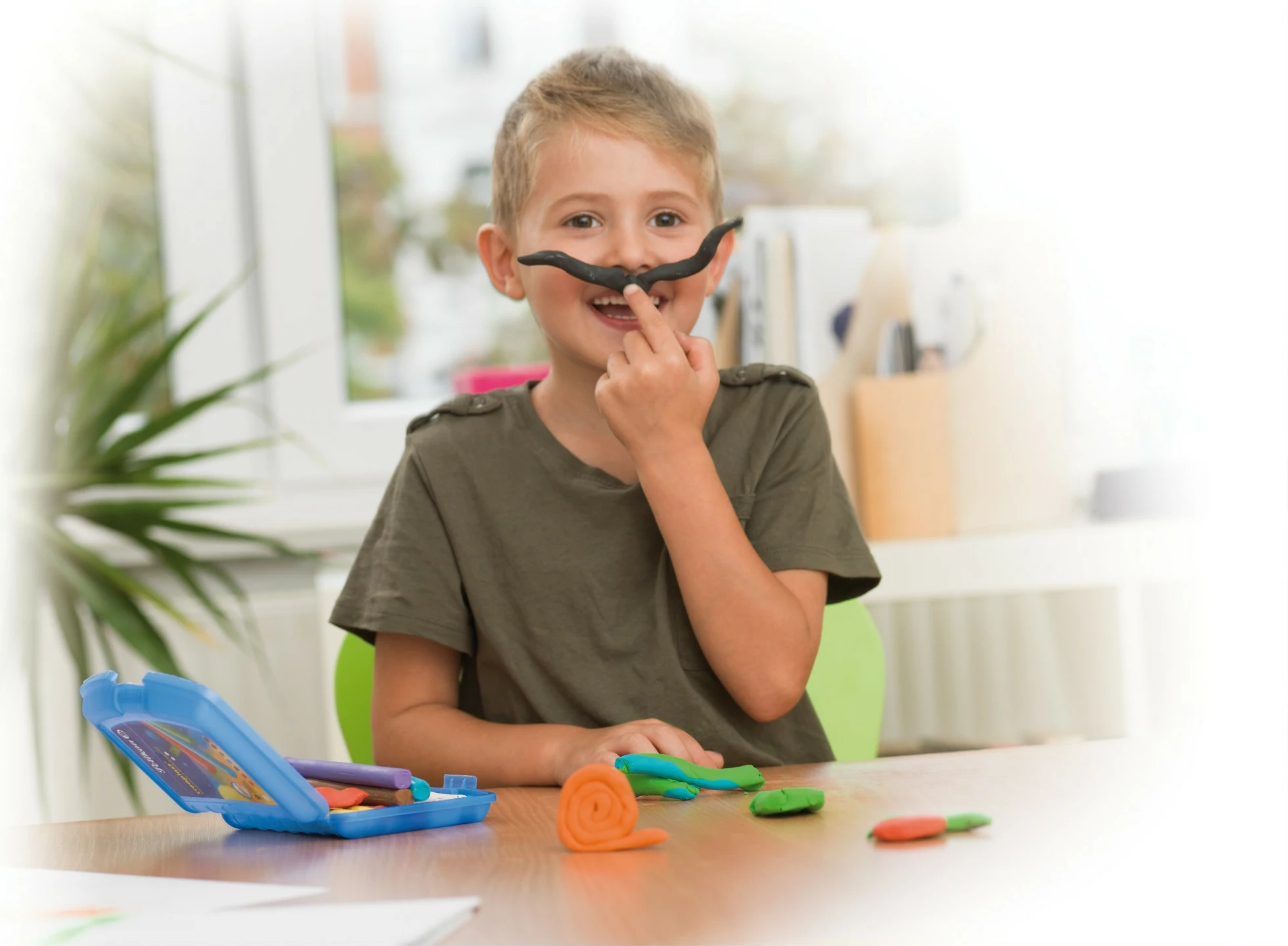 Plastelinë Pelikan Creaplast, 14 copa, shumëngjyrëshe, fëmijë