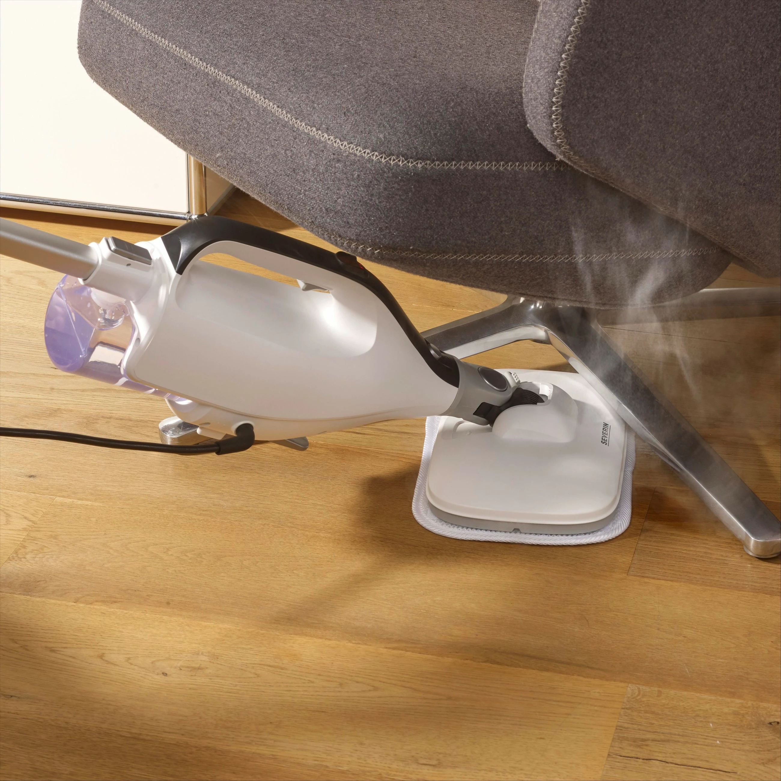 Fshesë elektrike Severin SC 7145, pa qese, bardhë, pastrim i thatë dhe i lagësht