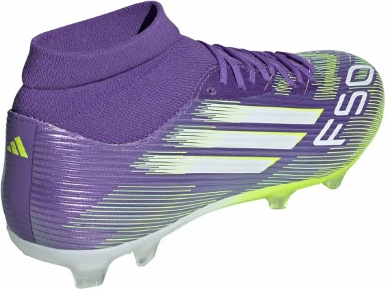 Atlete futbolli adidas për femra, vjollcë [Madhësia: 46 2/3]