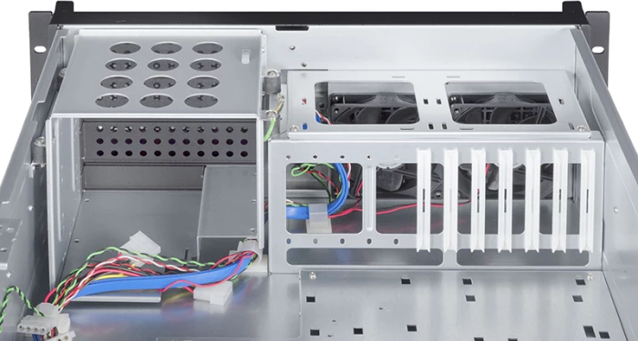 Kasë rack serveri 4U CHIEFTEC UNC-410S-B-U3-OP, ATX/mATX, 2x USB 3.0, e zezë