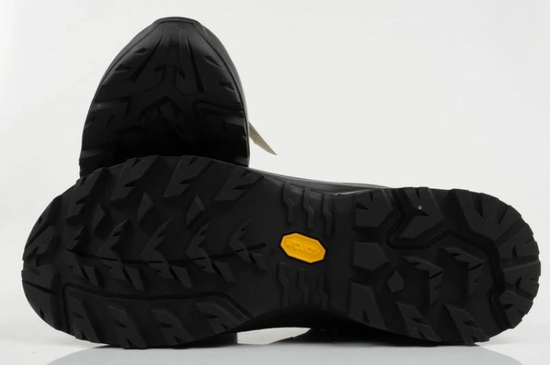 Atlete trekking për meshkuj Aku, të zeza