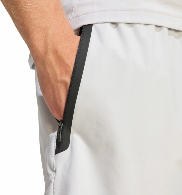 Shorce për meshkuj adidas Tiro Travel Woven KE8369, gri [Madhësia: M]