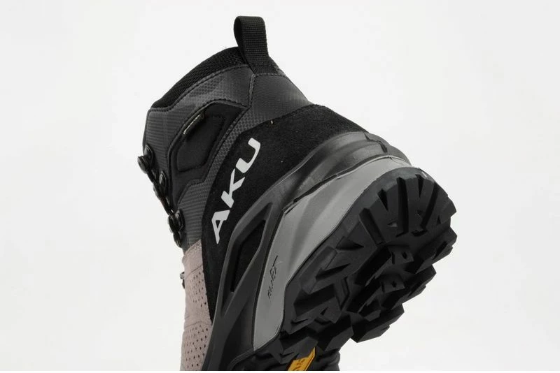 Atlete trekking për femra Aku, lëkure