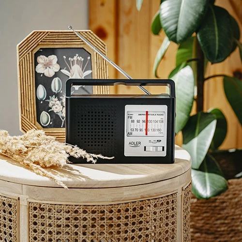 Radio portativ Adler AD1909 AM/FM, mono, 4 W, 3.5 mm jack, e zezë