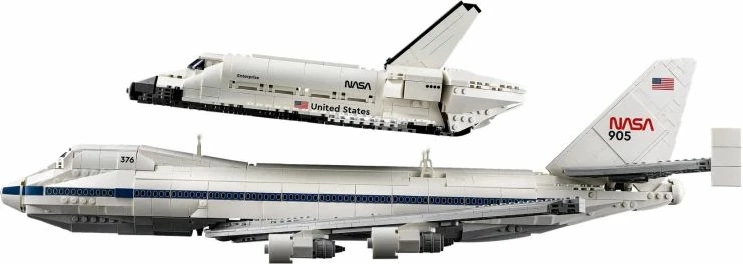 Set LEGO Icons për të rritur, Shuttle Carrier