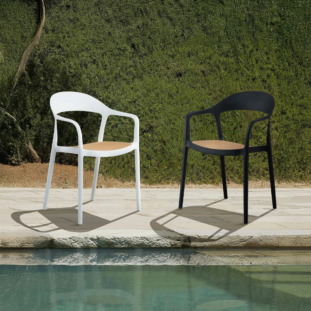 Karrige bistrot, e zezë-natyrale, 57x53x81.5