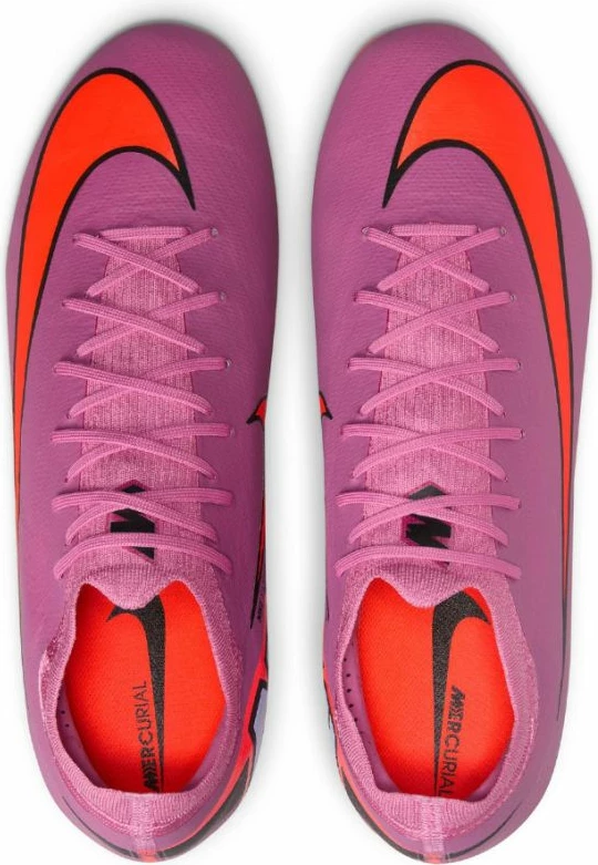 Atlete futbolli Nike për meshkuj, të kuqe