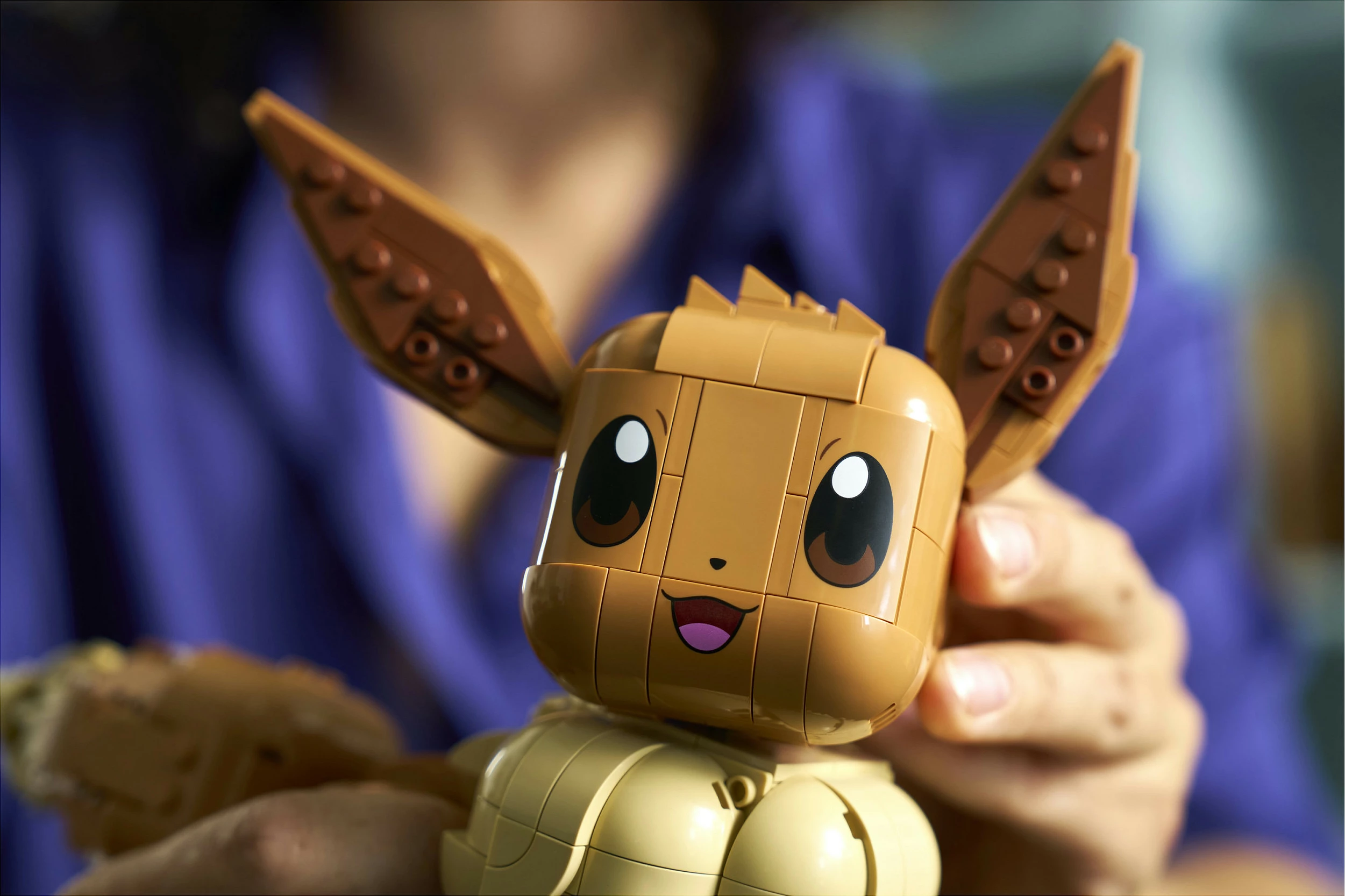Set ndërtimi LEGO Pokémon Eevee (Evoli) 72151, 587 copë, 18+, Multicolor
