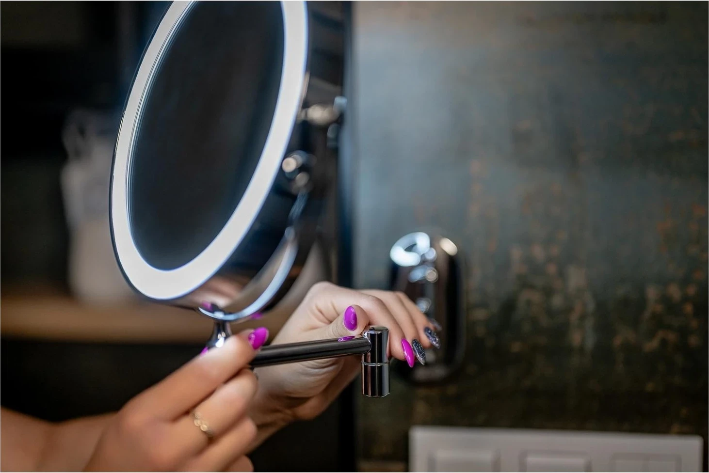 Pasqyrë Humanas HS-BM01, me ndriçim prapa dhe zmadhim