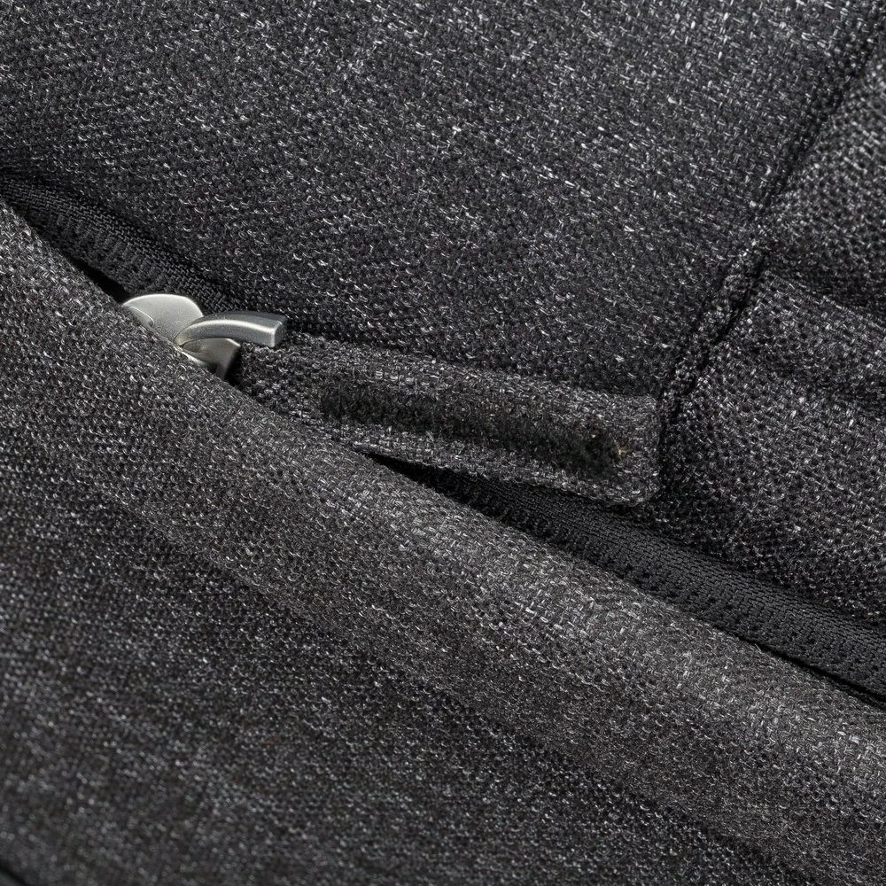 Mbështjellës laptopi RIVACASE Lantau 8831, 15.6 inç, e zezë