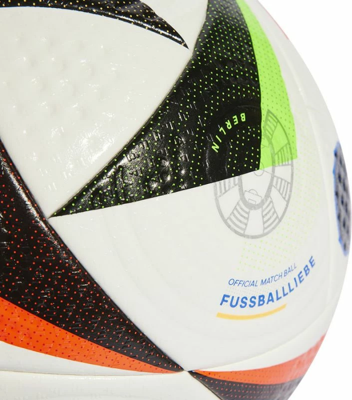 Top futbolli adidas Euro24 Pro IQ3682, i bardhë [Madhësia: 5]