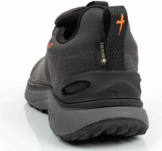 Atlete femra Tamaris, të zeza