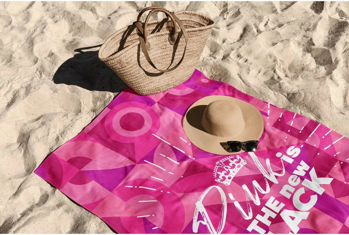 Peshqir plazhi Mijolnir, Pink is The New Black, 90x150cm