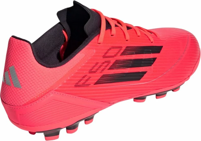Atlete futbolli adidas për meshkuj dhe fëmijë, të kuqe dhe portokalli [Madhësia: 40 2/3]