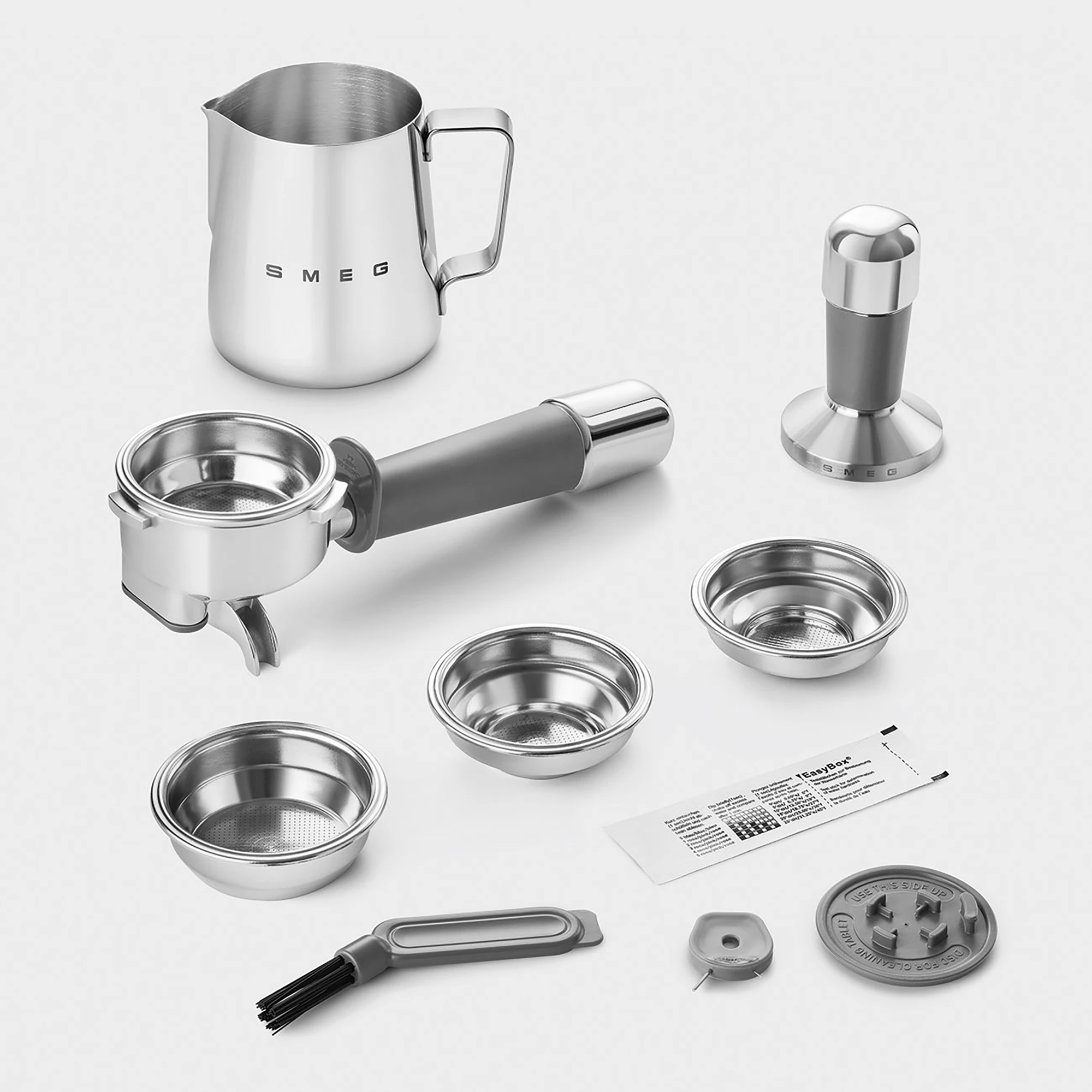 Makinë espresso Smeg EGF03CREU 2.4 L, 1350 W, me mulli të integrum, krem