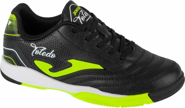 Atlete futbolli për fëmijë Joma, të zeza