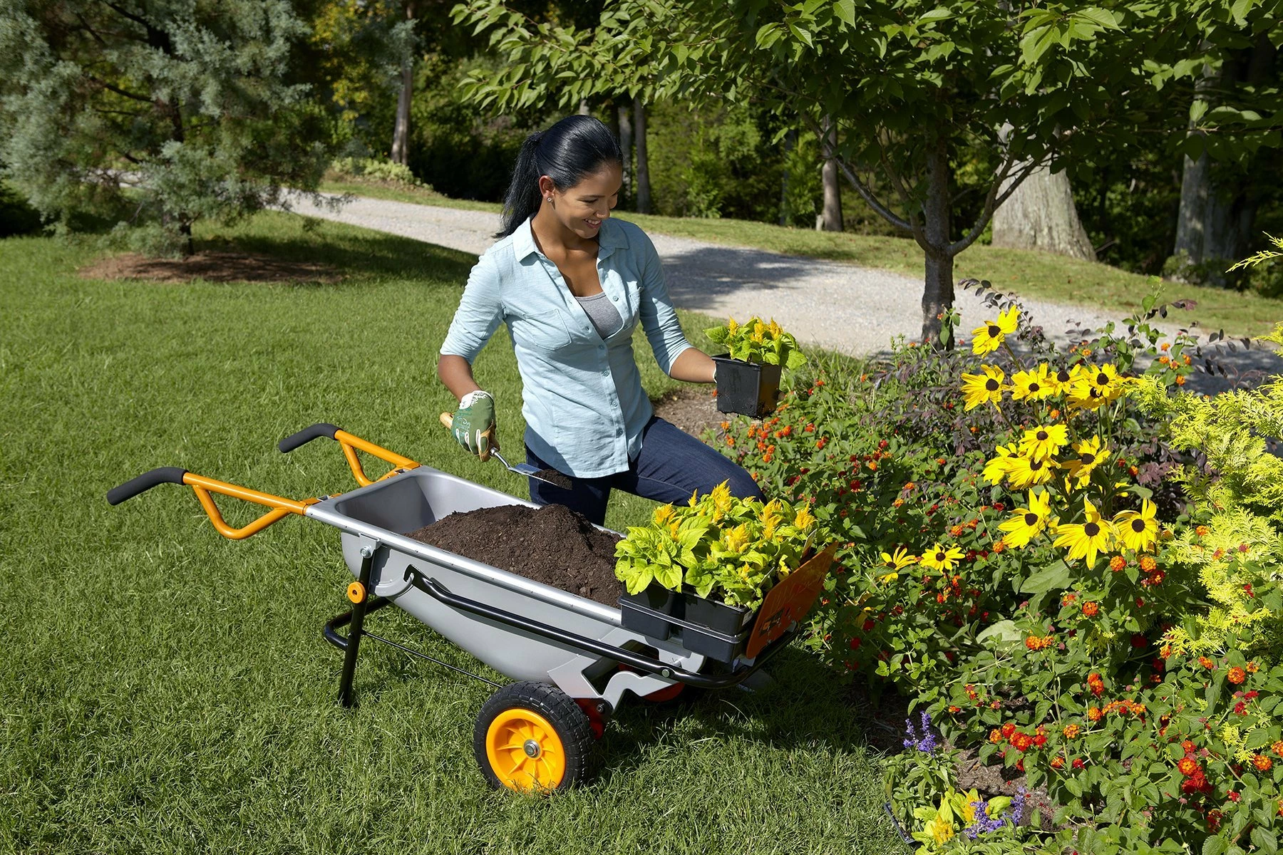 Karrocë dore Worx WG050 110 L 140 kg dy rrota, argjendtë