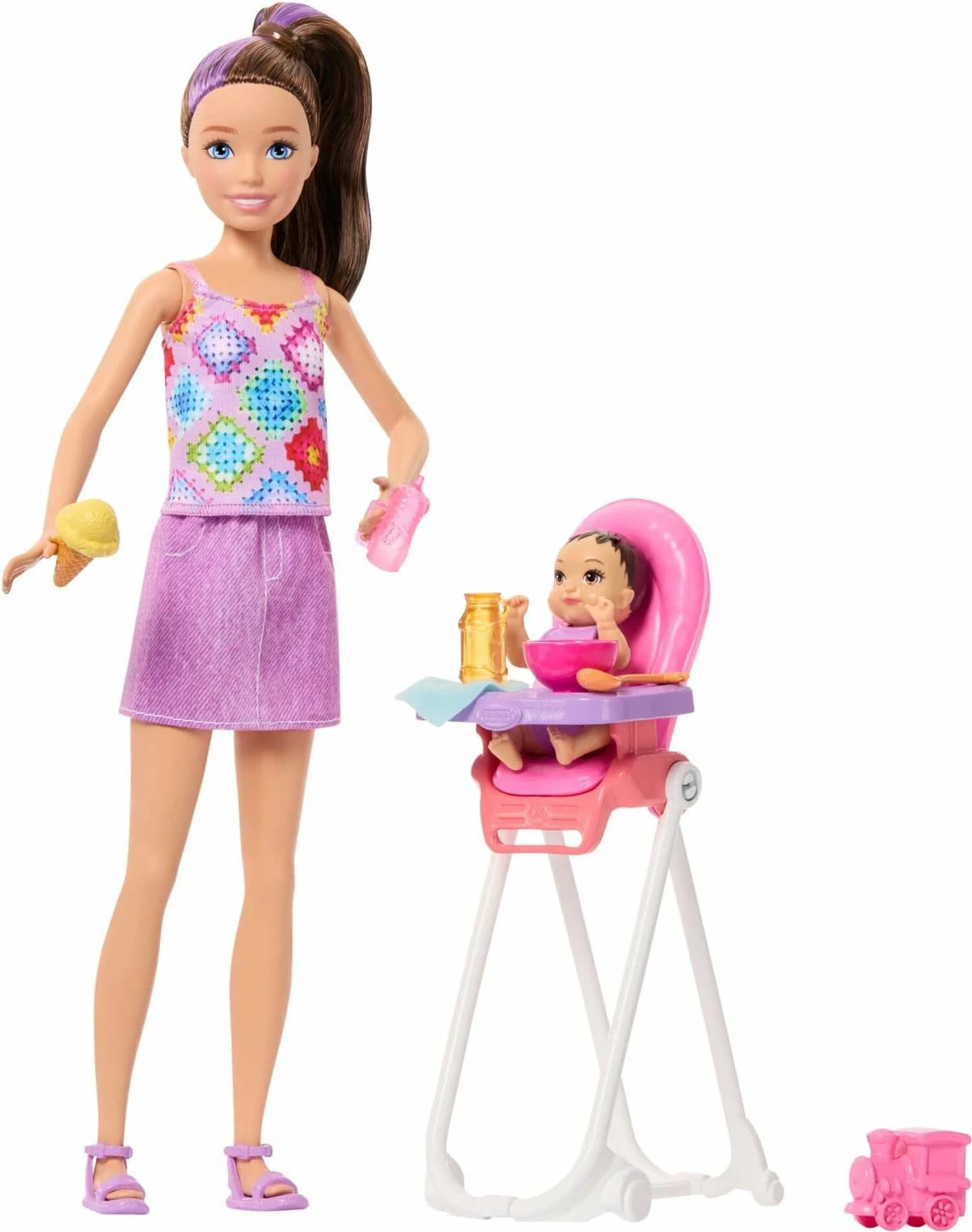 Set kukullash Mattel Barbie Skipper Babysitters Club JJB44, 2 kukulla me bebe, karrige ushqimi dhe 8 aksesorë
