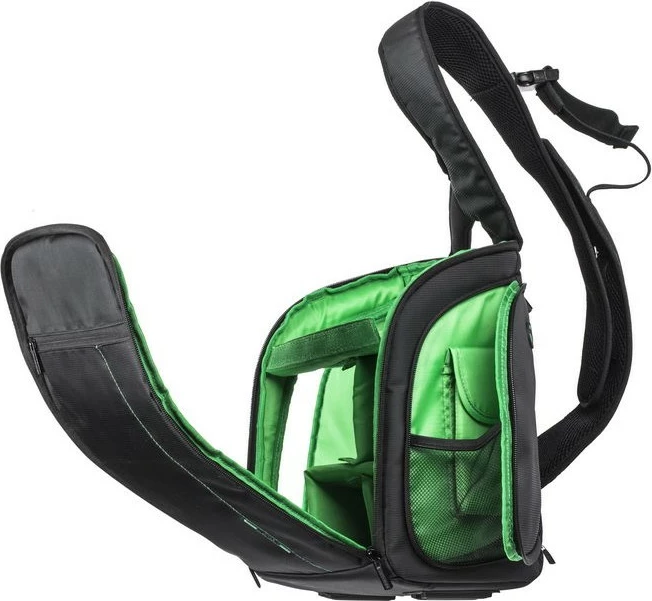 Çantë krahu RIVACASE Green Mantis 8 ndarje, e zezë