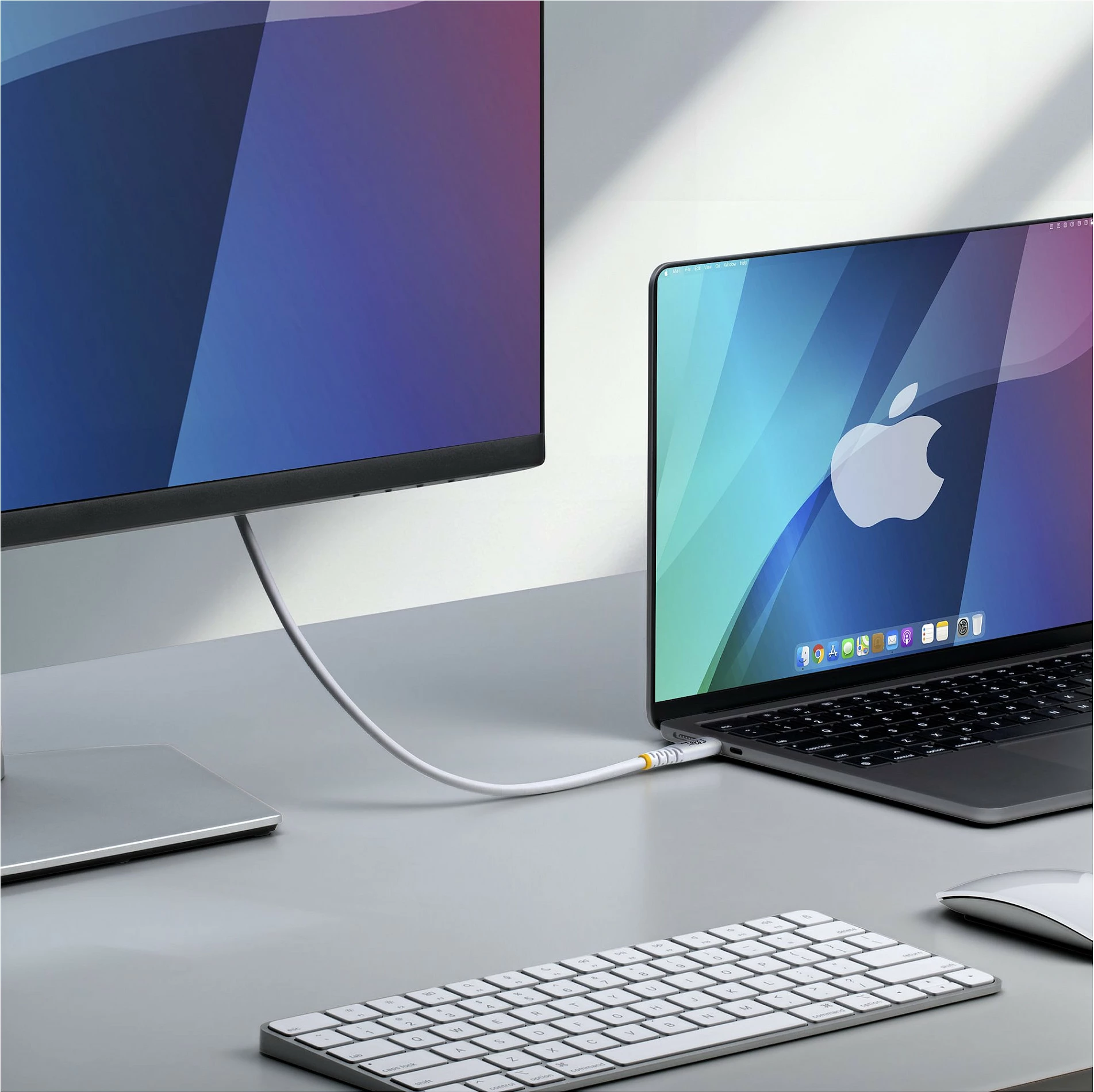 Kabl USB4 StarTech USB-C në USB-C, 2m, 20Gbps, 240W PD, 4K 120Hz, i bardhë