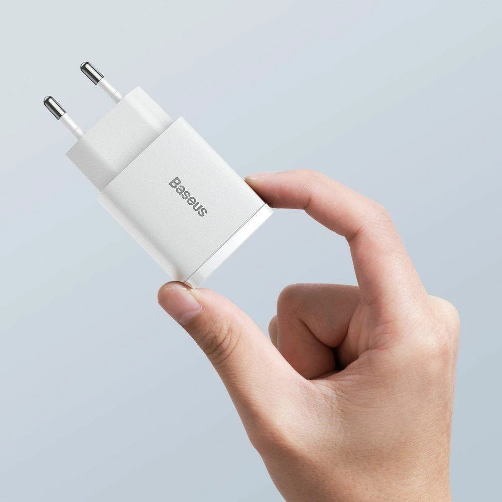 Karikues rrjeti Baseus Compact 6953156207240, 20W, 1x USB-A + 1x USB-C, 3A, PD 3.0/QC 3.0, bardhë