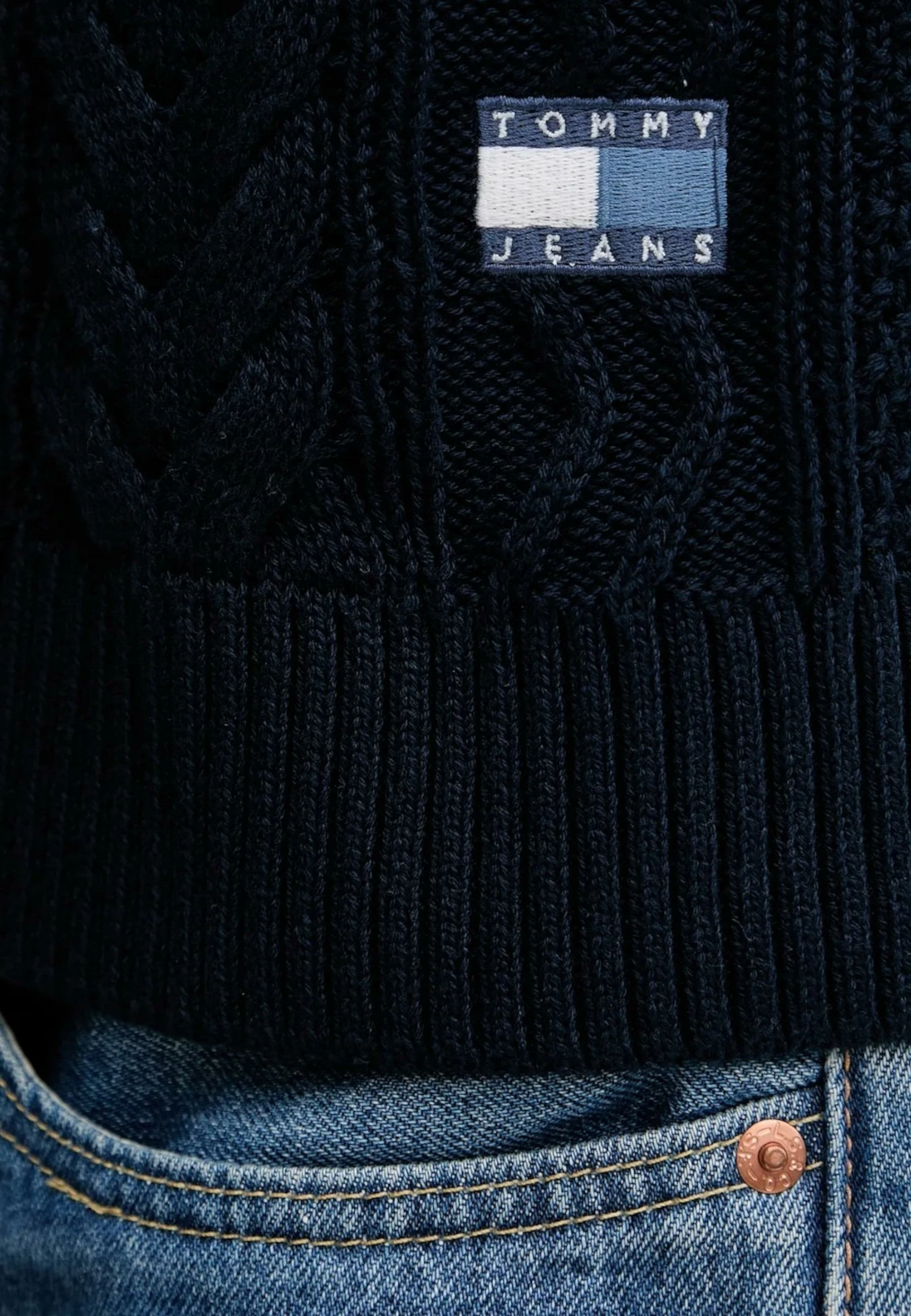 Xhemper për meshkuj Tommy Hilfiger Jeans TJM SLM Badge Cable DM0DM22101, kaltër e errët [Madhësia: L]