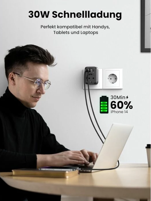 prizë muri USB 4-në-1 UGREEN Nexode 90613 30W PD/QC 2x USB-A + 1x USB-C + prizë Schuko, gri e errët