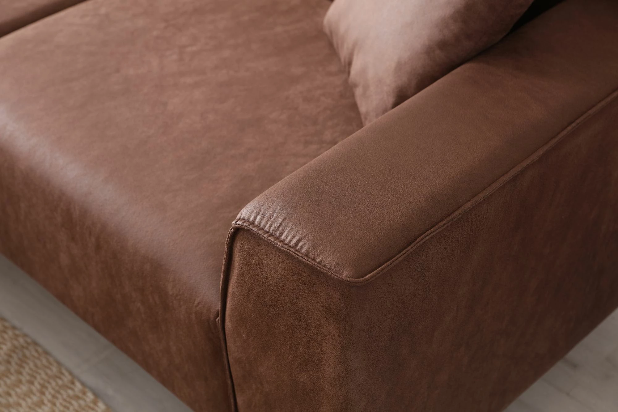Këndare New Petra L, ngjyrë konyak, Atelier del Sofa