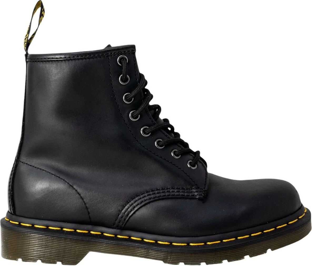 Çizme për femra Dr. Martens 1460 Nappa 11822002, të zeza