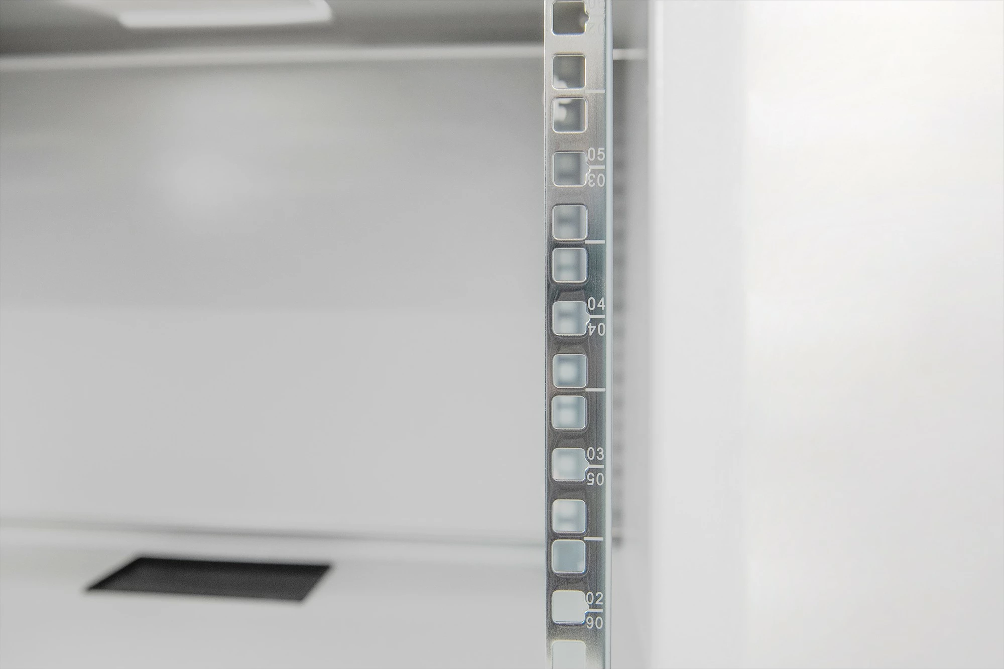 Kasë muri Digitus SOHO 12U, 19", xham, gri