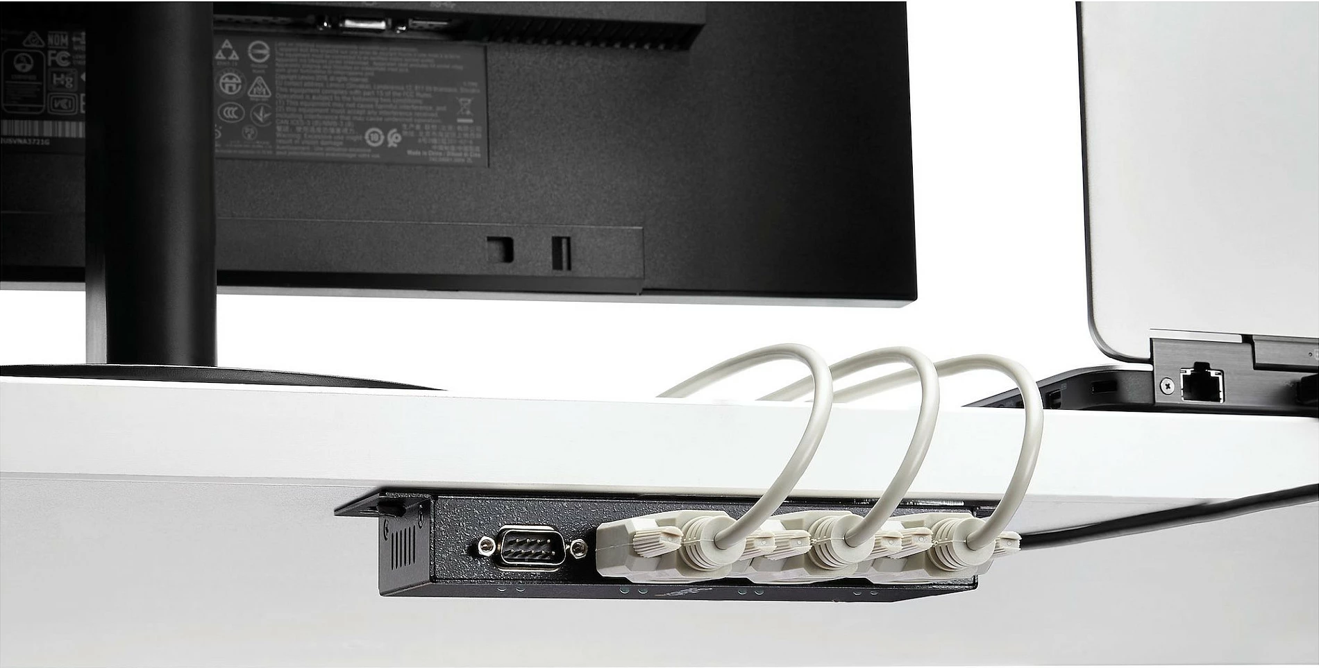 Adapter hub USB në RS232 StarTech ICUSB2324I, 4 porta DB9, USB 2.0 Type-B, DIN Rail/Wall Mount, i zi