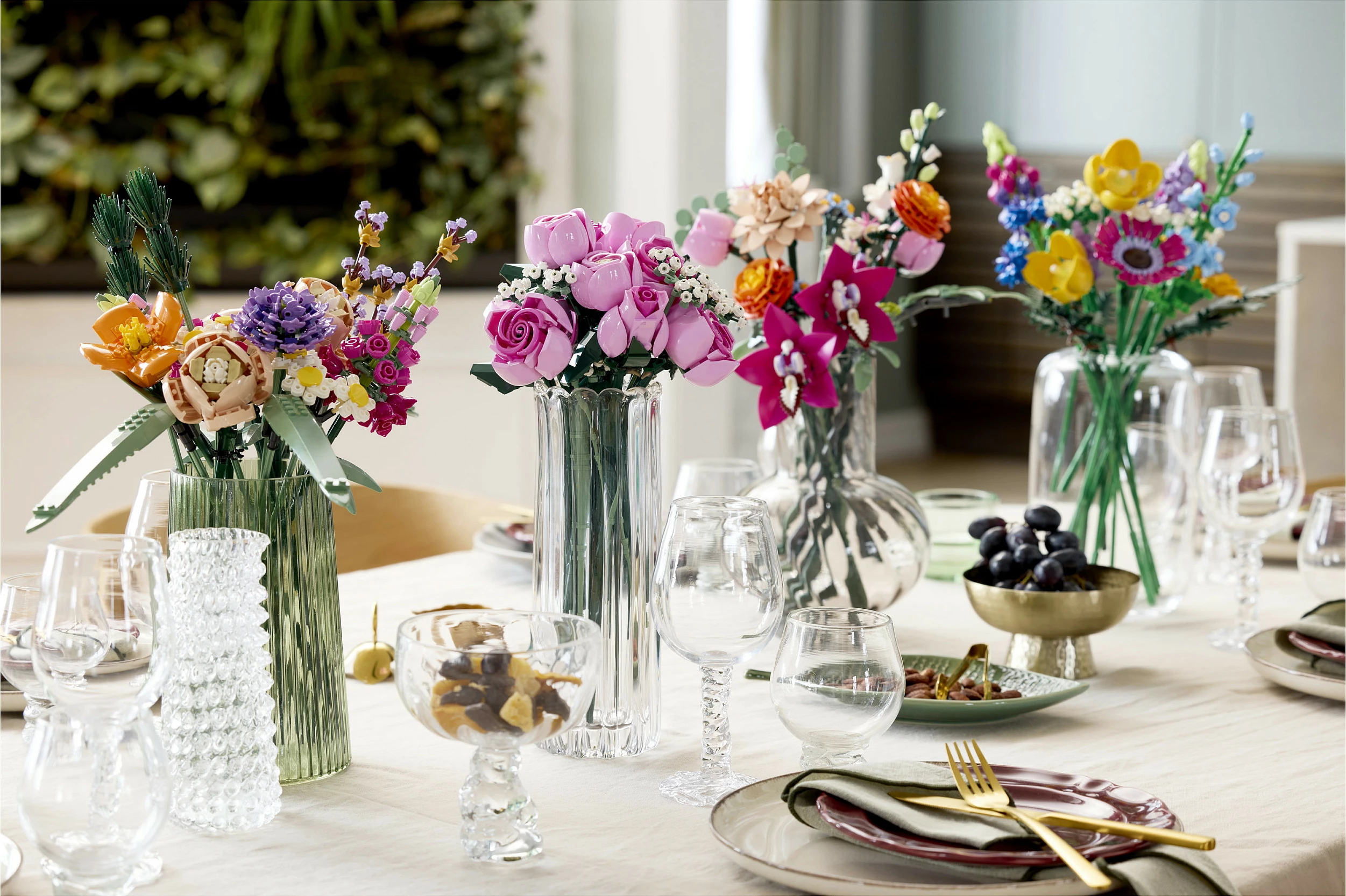 Set ndërtimi LEGO Botanicals 10374 Buqetë Trëndafilash Roze, 789 copë, 18+, multikolor