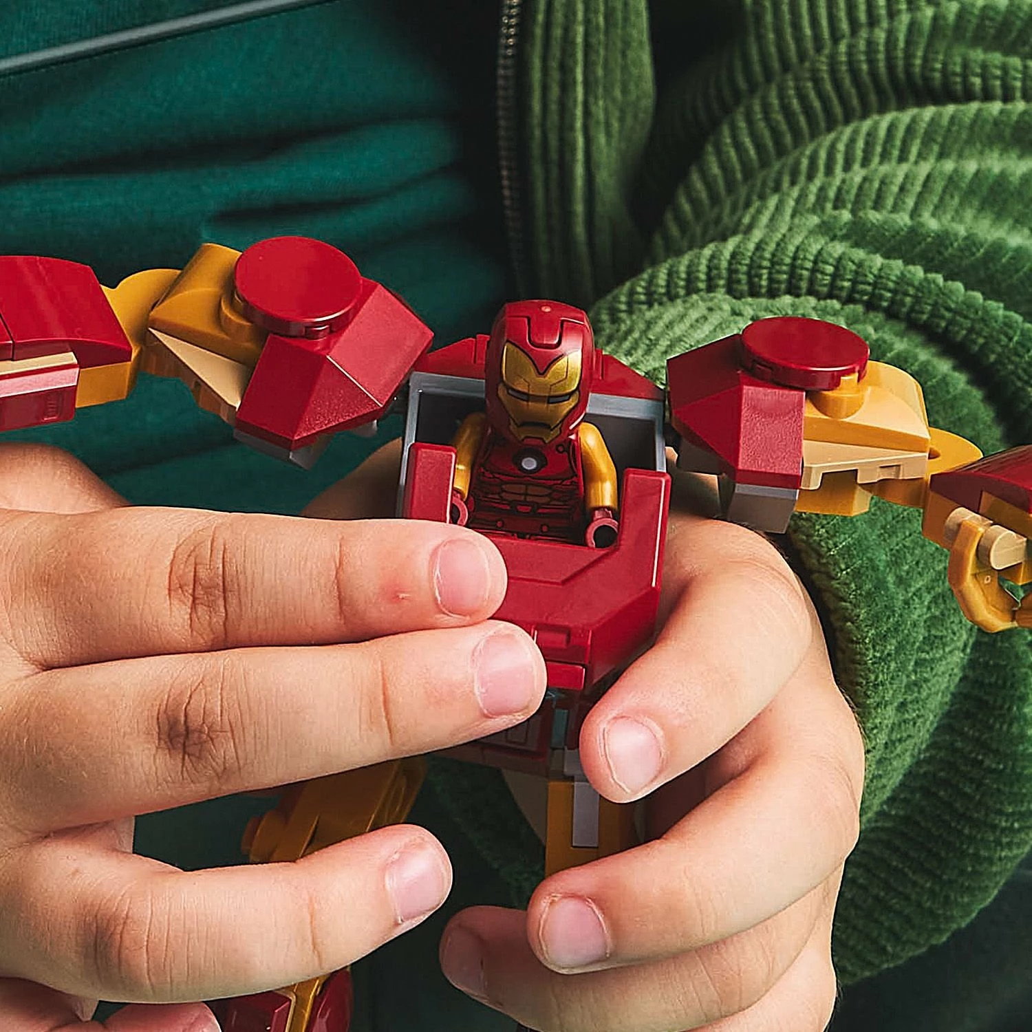 Set LEGO Marvel LEGO 76307 Mech Iron Man vs. Ultron, 101 copë, 6+