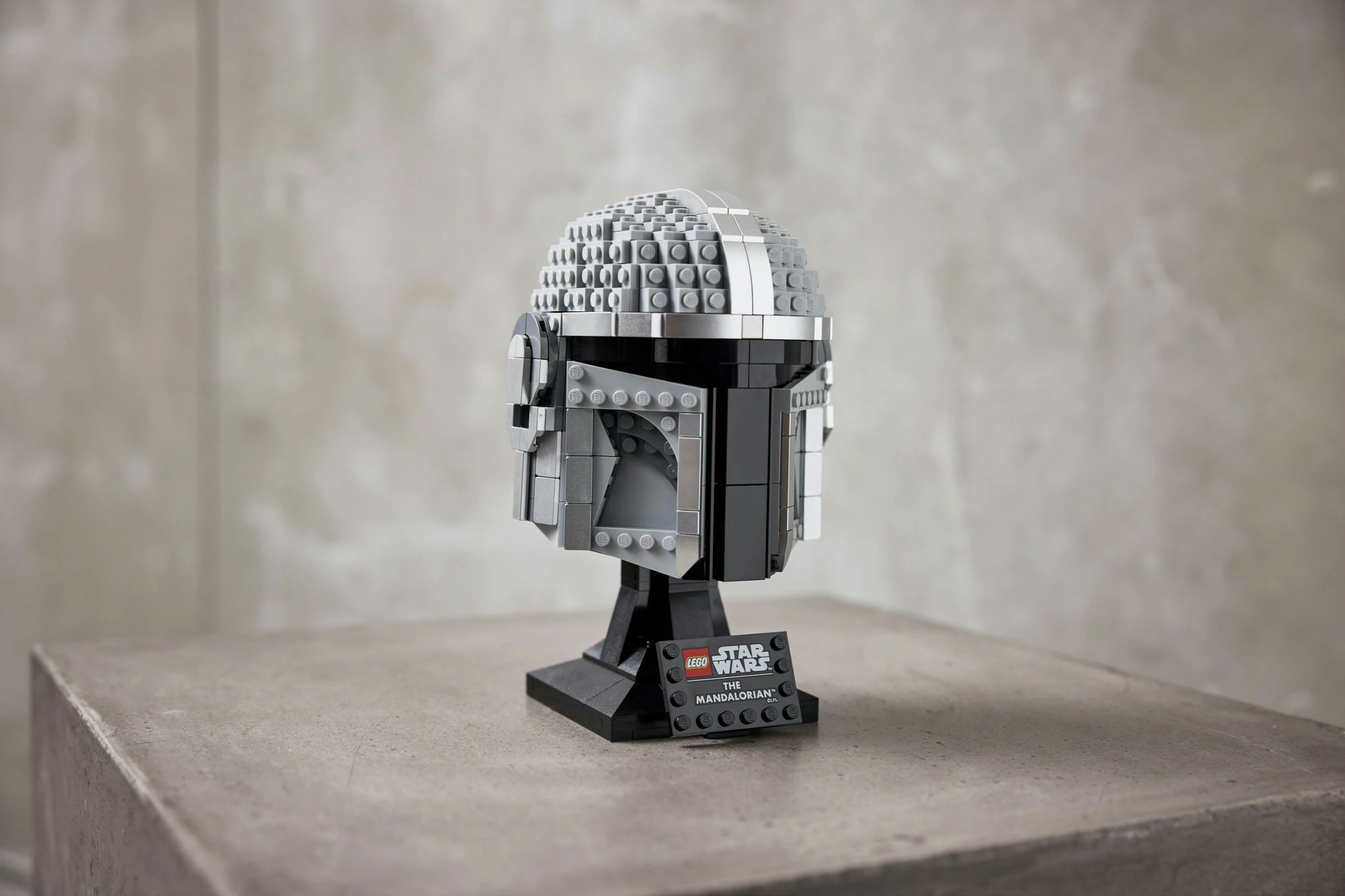 Set ndërtimi LEGO Star Wars The Mandalorian Helmet, 584 pjesë, shumëngjyrësh