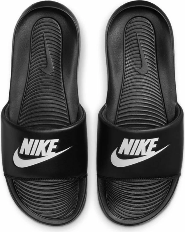 Papuqe për meshkuj Nike, të zeza [Madhësia: 38.5]