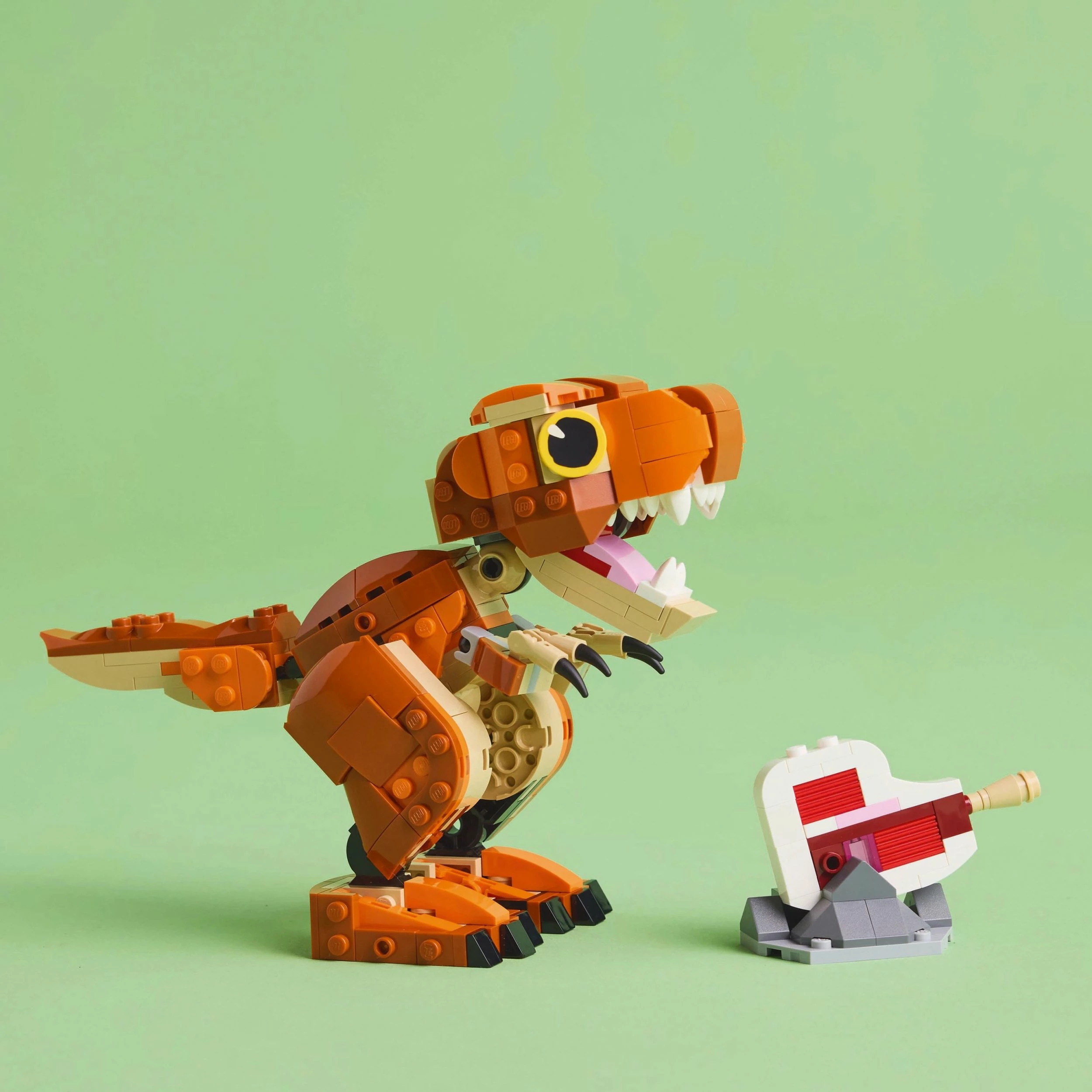 Set LEGO Jurassic World Small T-Rex 76967, 317 copë