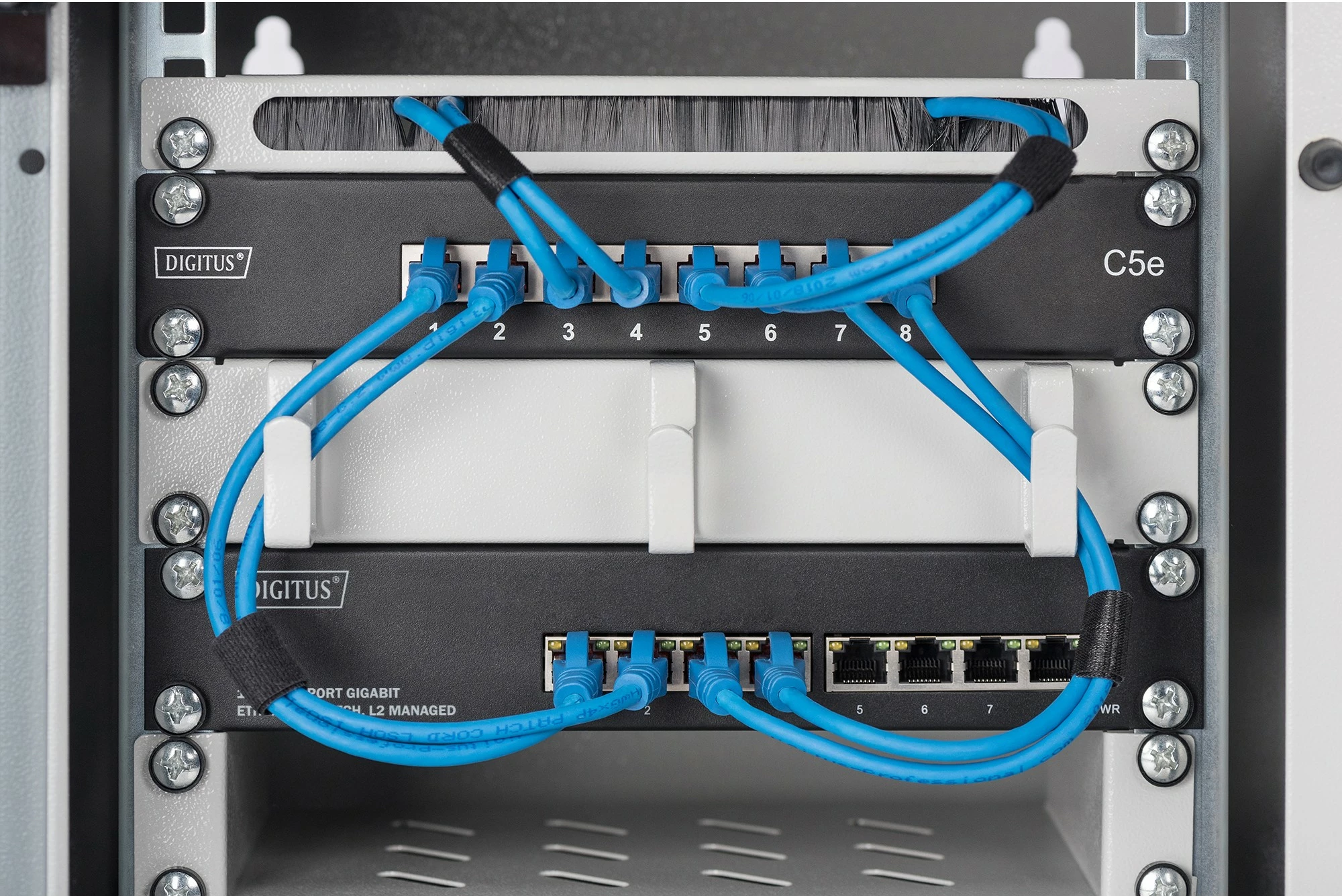 Switch Digitus 8-Port Gigabit Managed, i zi