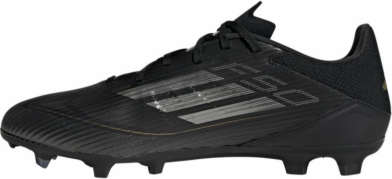Atlete futbolli adidas, të zeza [Madhësia: 45 1/3] [Gjinia: Meshkuj] [Gjinia: Vajza]