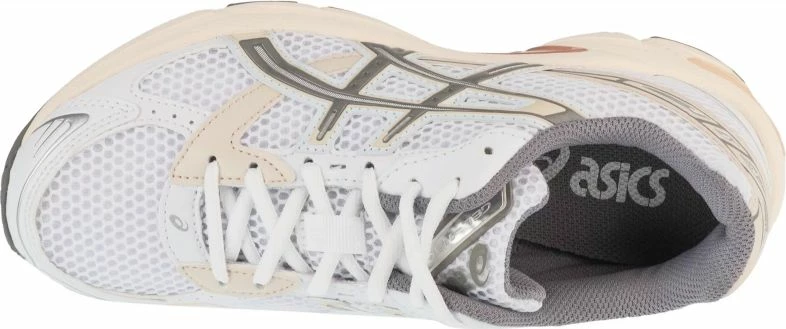 Atlete femra Asics, të bardha