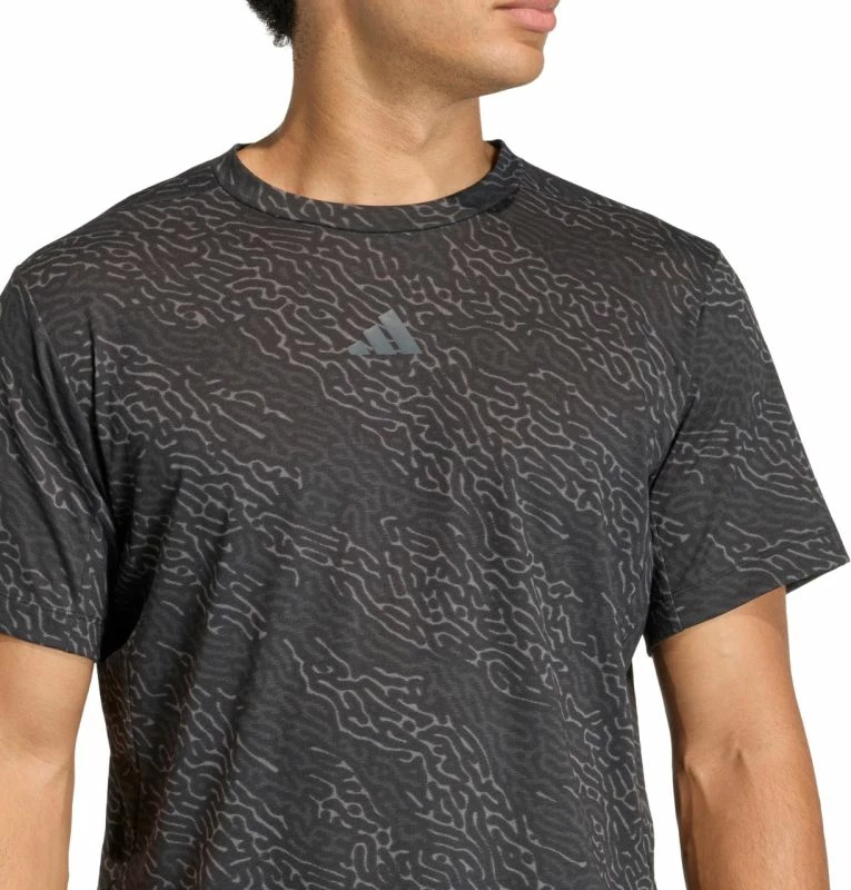 Maicë për meshkuj adidas D4T Power Aop Tee KF3097, e zezë