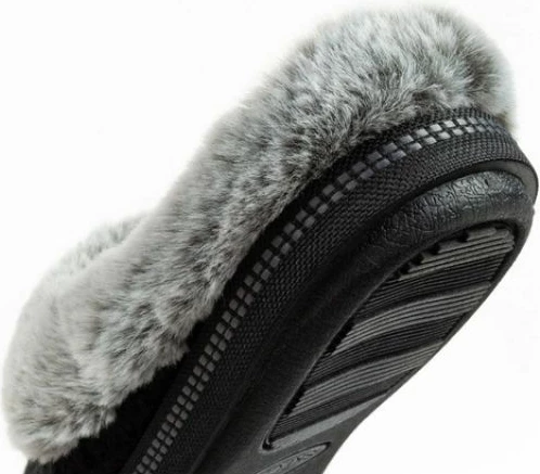 Papuqe Skechers femra, të zeza