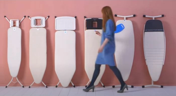 Dërrasë hekurosjeje Brabantia A, MPN 218743, 110 x 30 cm, lartësi e rregullueshme 69–96 cm, me mbajtëse hekuri me avull, e gjelbër