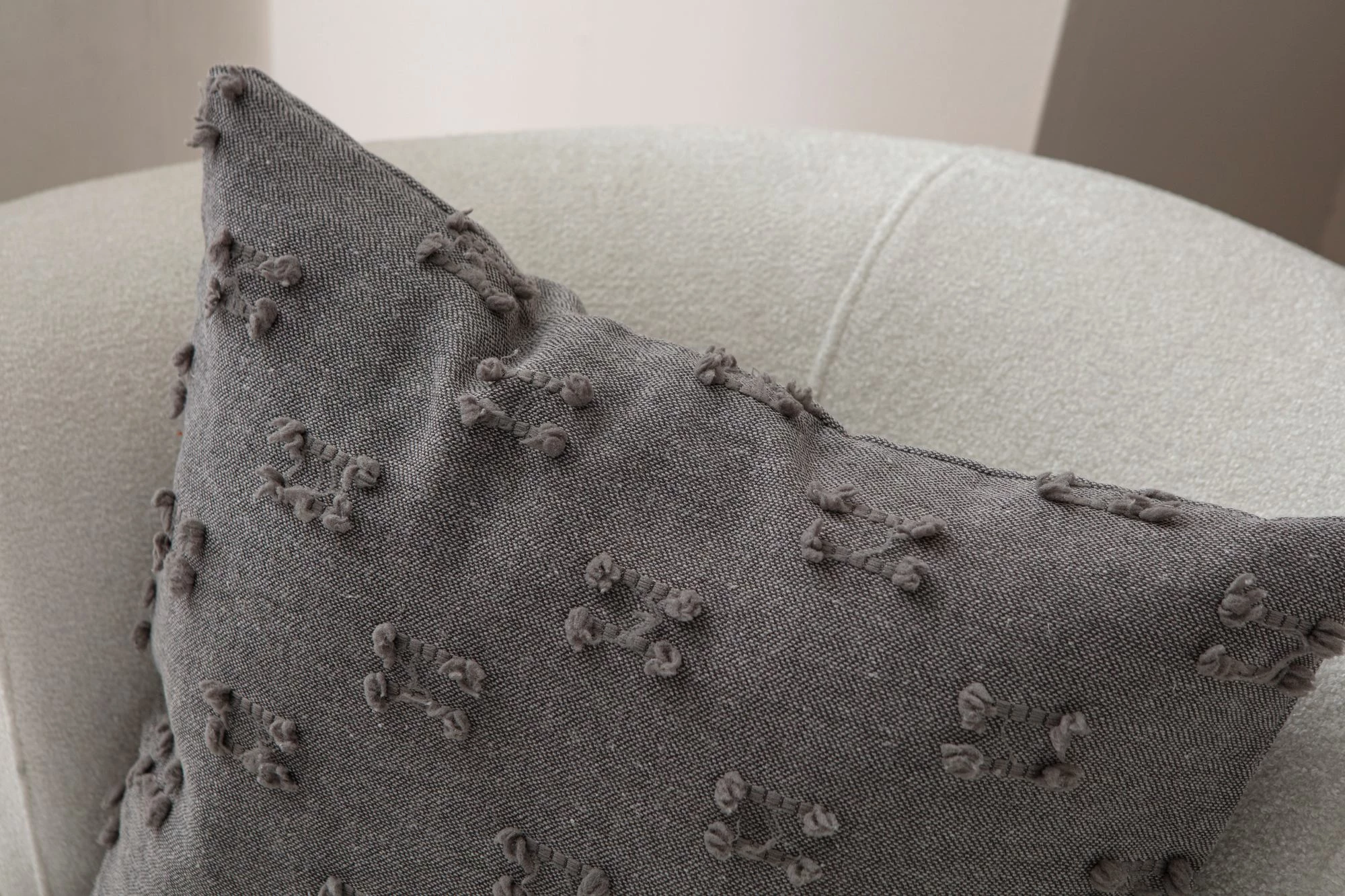 Jastëk dekorativ, ngjyrë gri, Evila Originals, 43x43cm