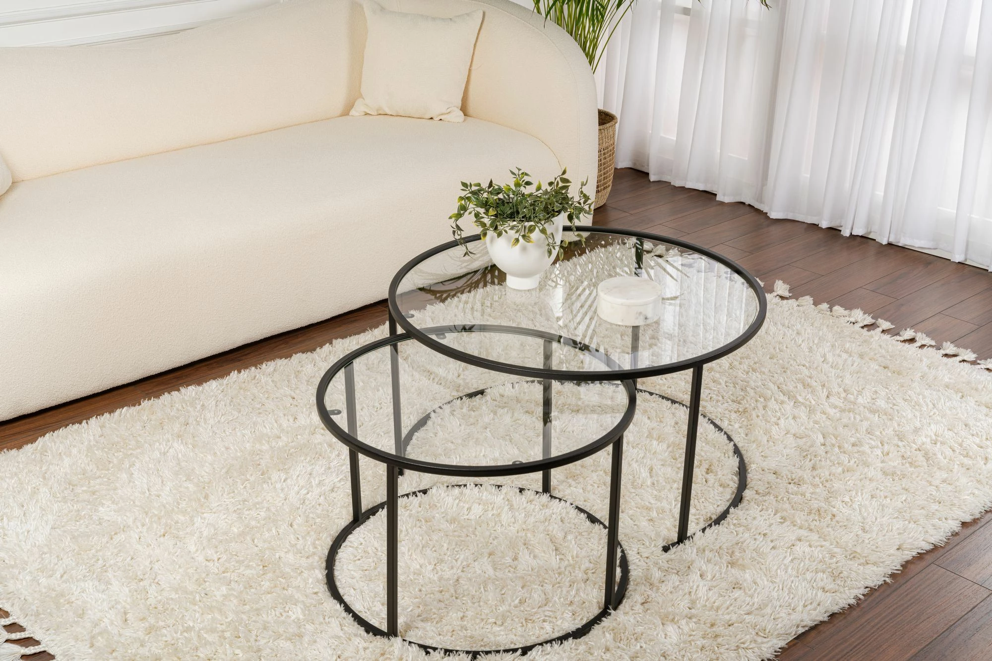 Set tavolinash kafeje Skye Decor, e zezë-transparente, 80-60