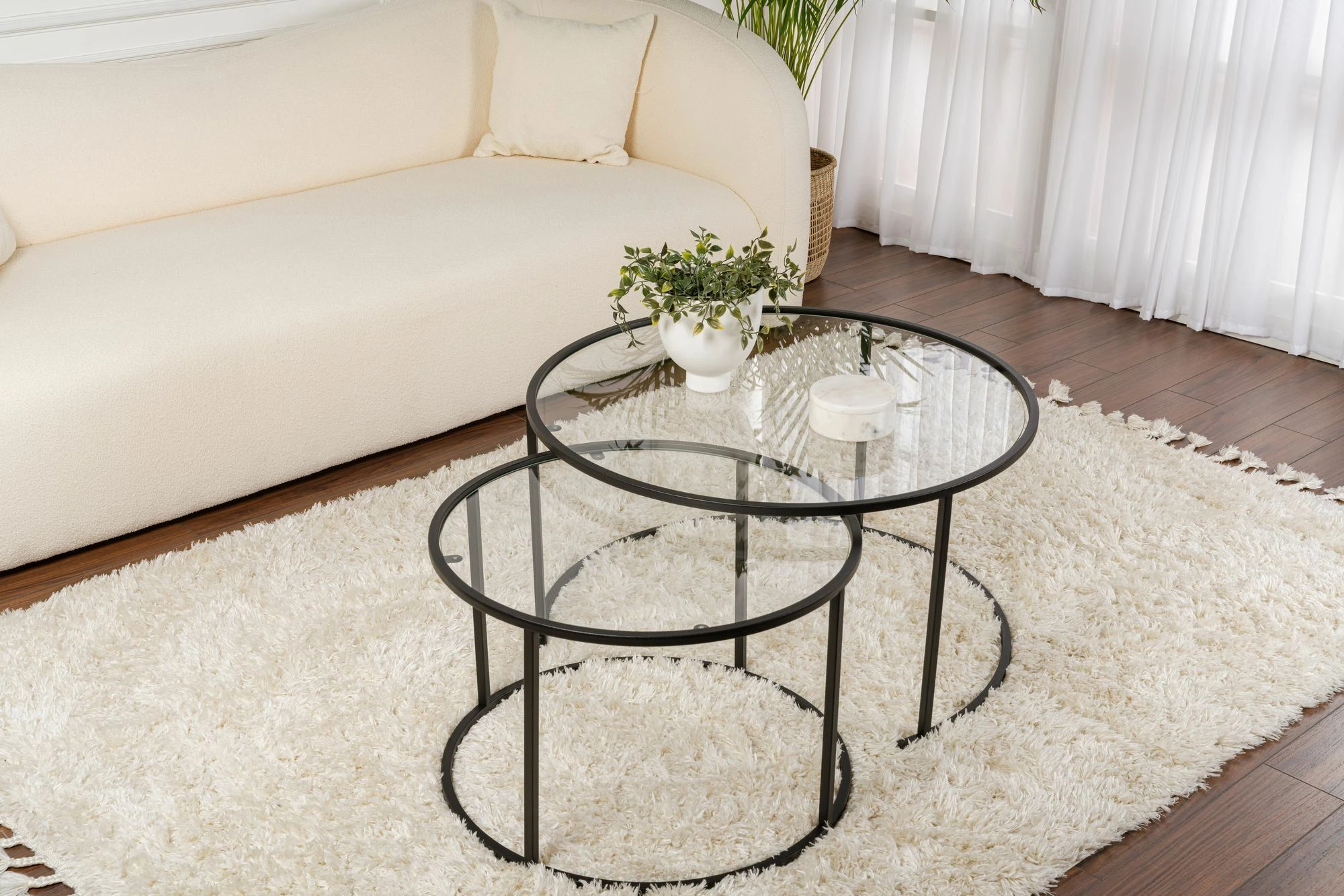 Set tavolinash kafeje Skye Decor, e zezë-transparente, 80-60