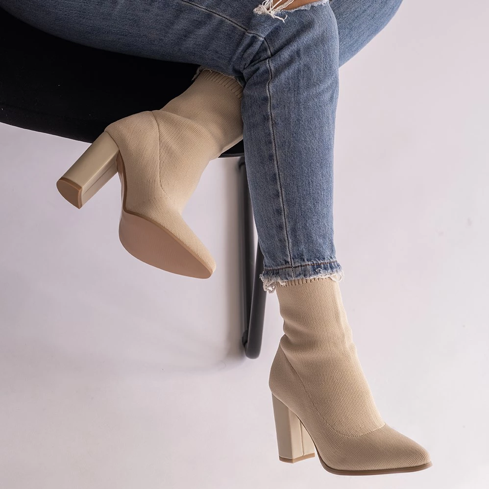Bow Beige