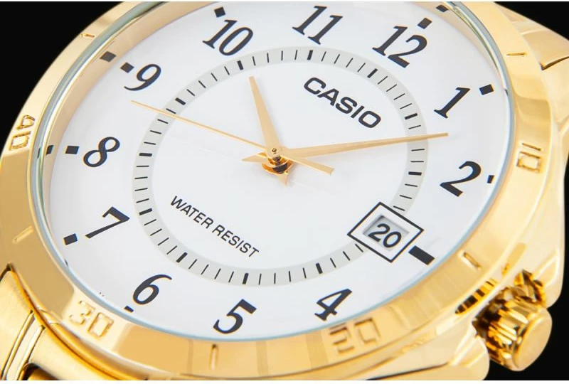 Orë dore për meshkuj CASIO, të arta