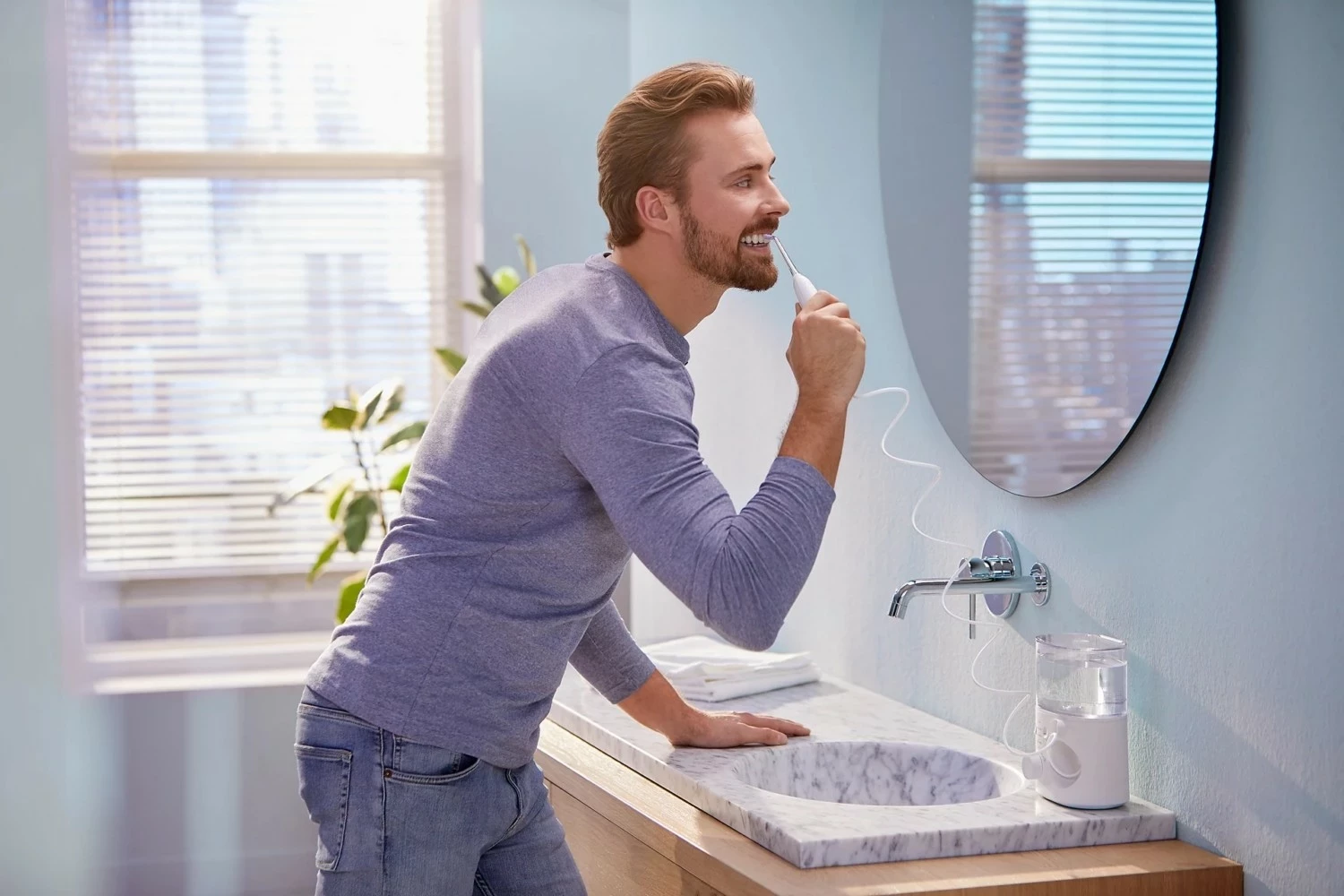 Irigator dhëmbësh Philips Sonicare Power Flosser 7000, i bardhë