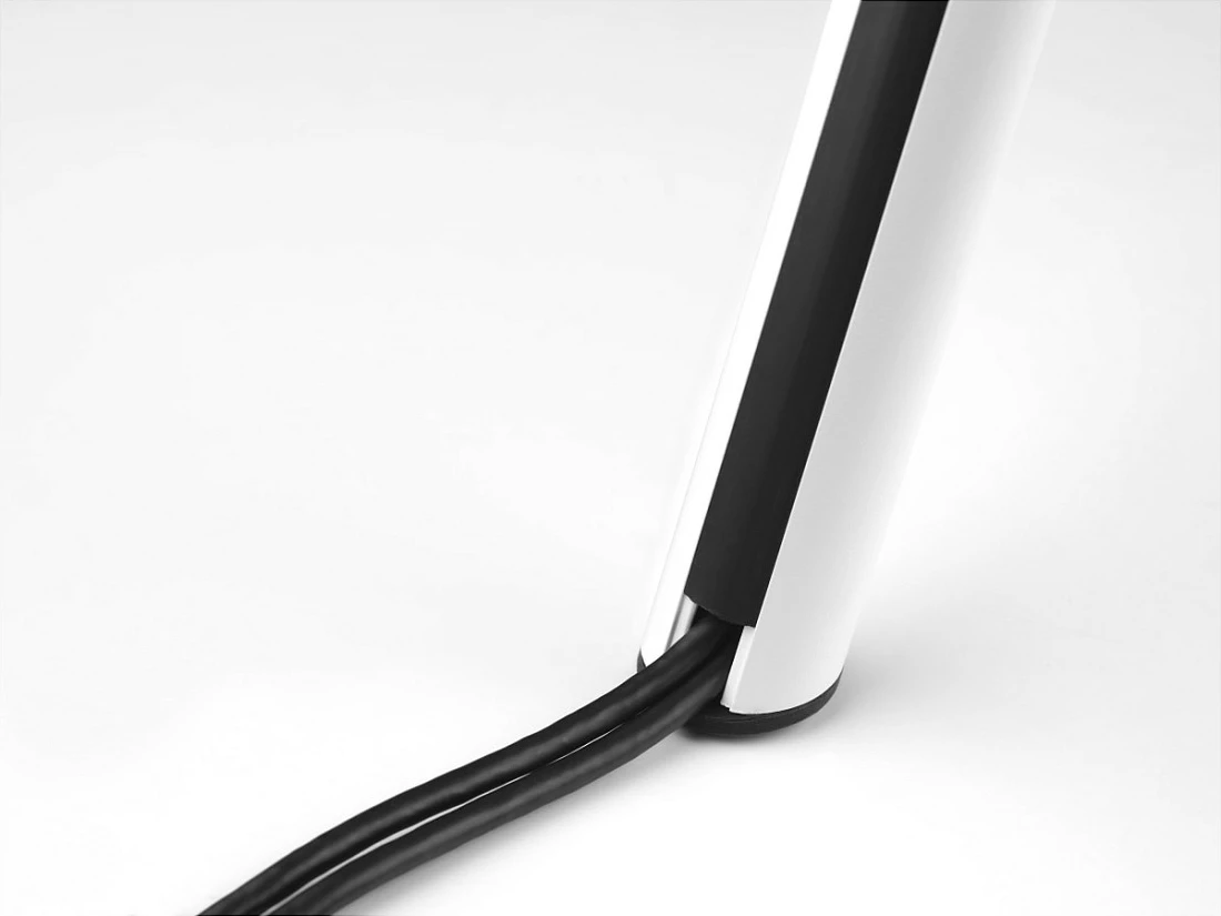 Mbajtëse TV në dysheme OneForAll WM7462, 32-65", VESA deri 400x400, rrotullim 360°, argjendtë